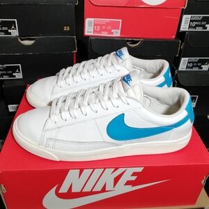 NIKE DUNK LOW MEN SIZE 11 GREAT CONDITION